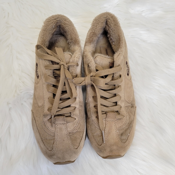 CLEARANCE Foxy Telluride suede leather fur sneakers lace up tennis shoes - Picture 2 of 8